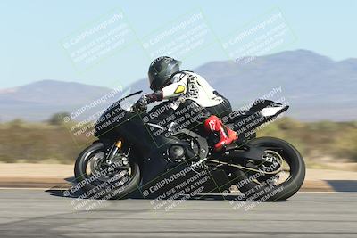 media/Oct-30-2025-Racers Edge (Thu) [[dabbdaf680]]/3-B Group/Session 4 (Turn 9 Side)/